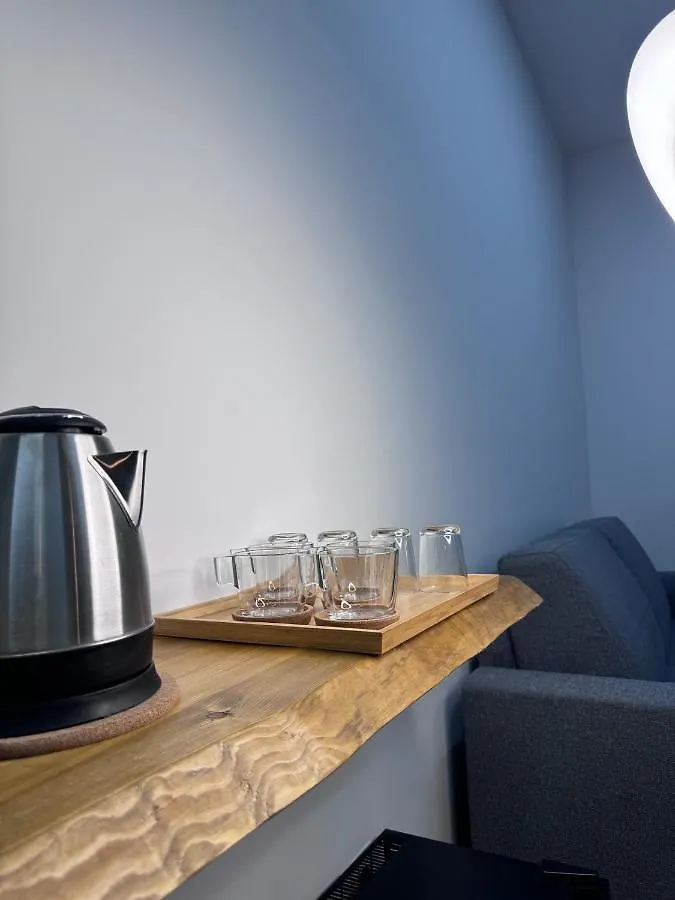 Conte Di Mola 67 Bed & Breakfast Naples Italy