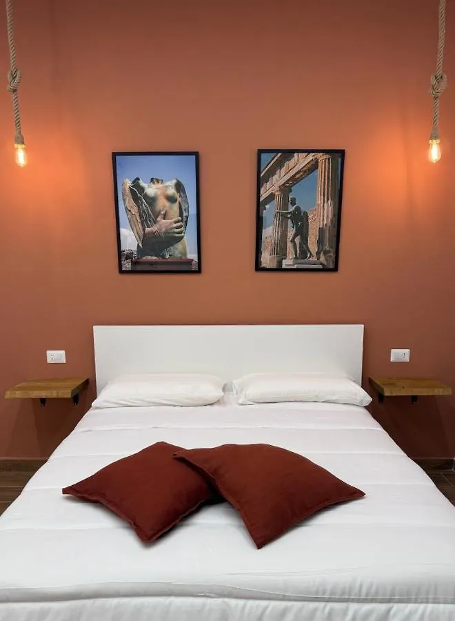 Conte Di Mola 67 Bed & Breakfast Naples