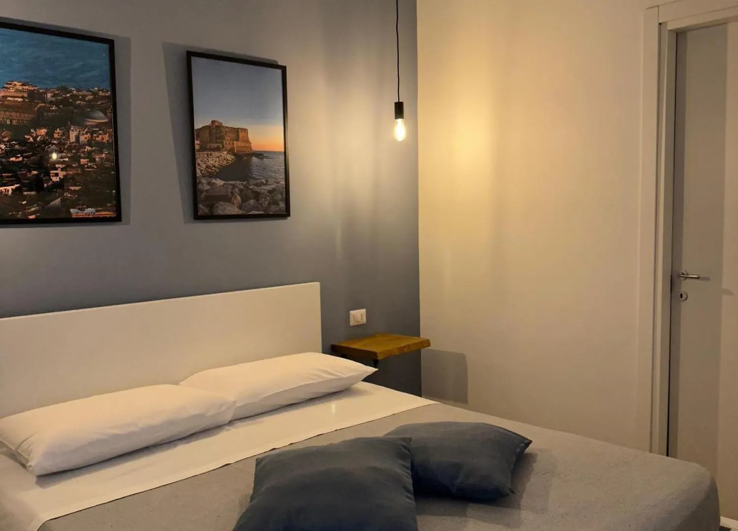 Conte Di Mola 67 Bed & Breakfast Naples 0*,