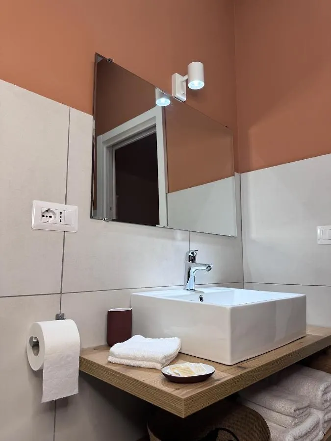 Conte Di Mola 67 Bed & Breakfast Naples