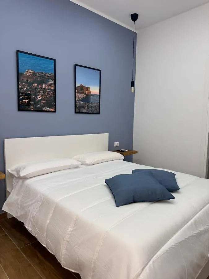 Conte Di Mola 67 Bed & Breakfast Naples